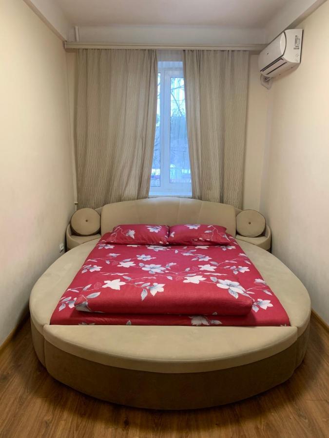 Apartments Печерск Kiev Exterior foto